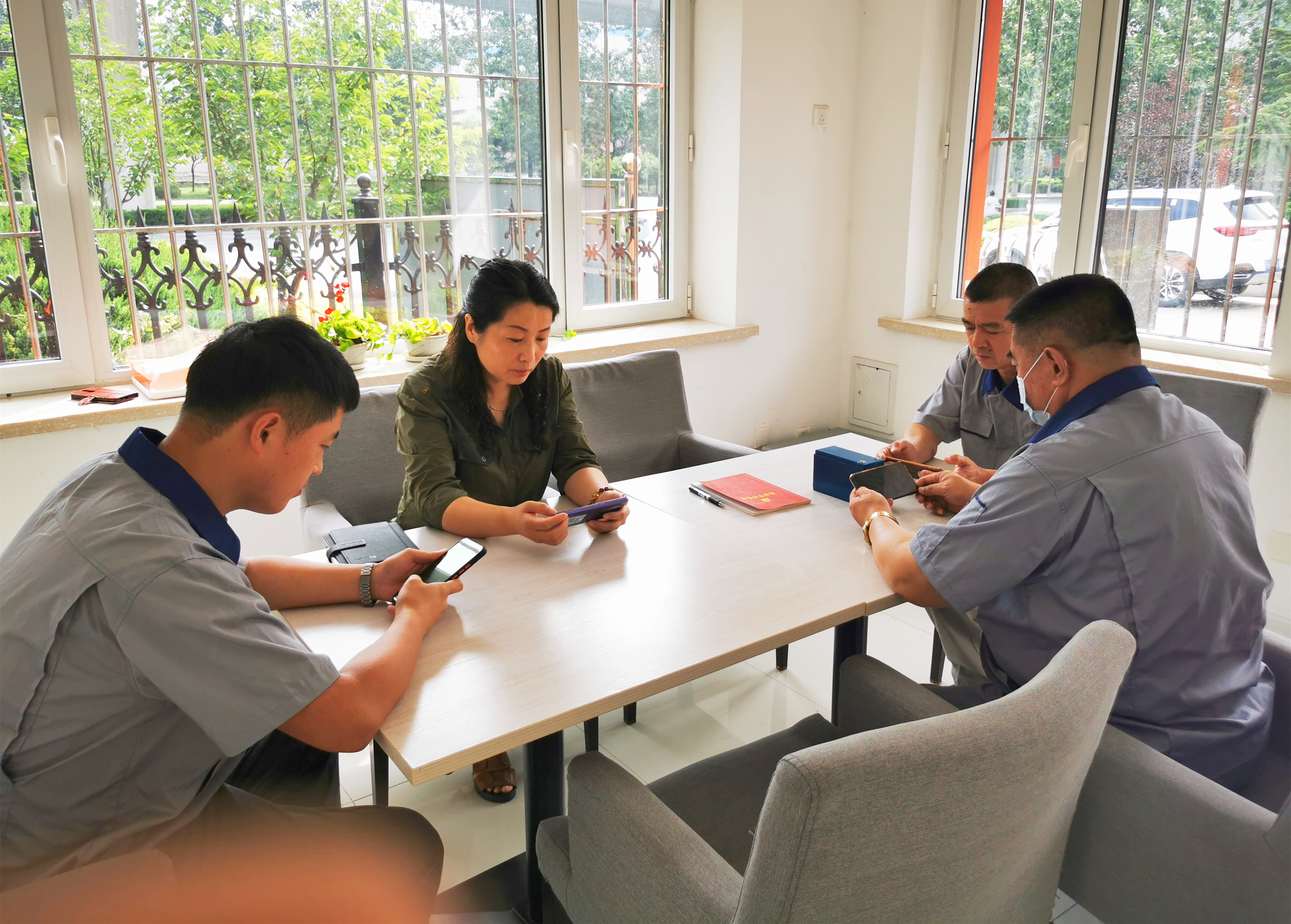 双创中心旁观直播